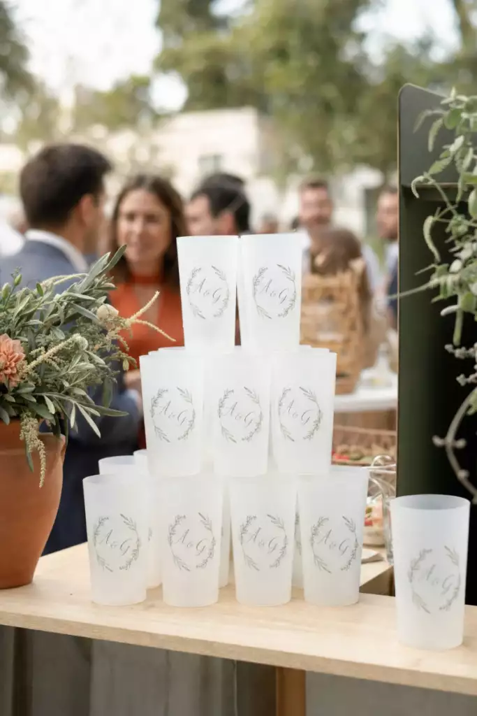 Gobelets personnalisés réutilisables pour un événement convivial – Trevia Lab